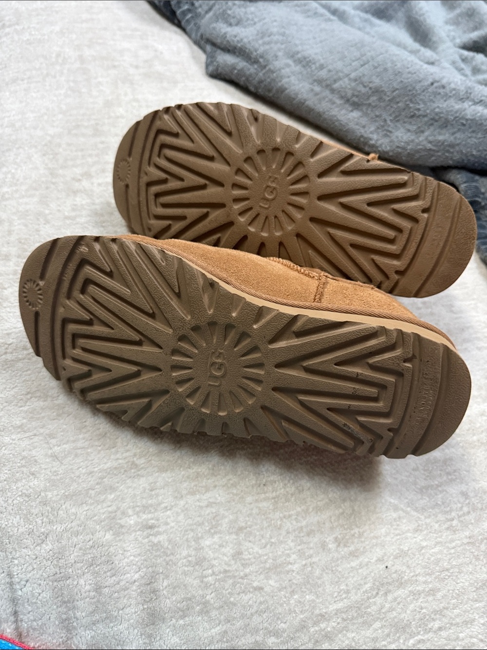 UGG Chestnut Brown Shearling-Lined Slip-On Slippers - Picture 6 of 8